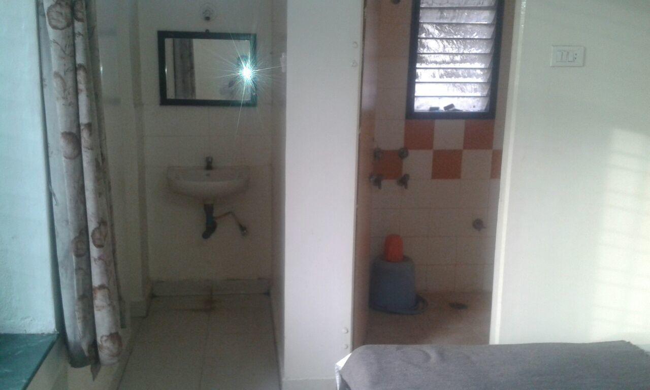 Swagat Lodge Shirdi Esterno foto